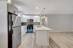 909 S Flanders S, Delray Beach, FL 33484 - Photo 7