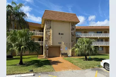 100 Village Green Circle E #312, Palm Springs, FL 33461 - Photo 1