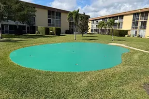 100 Village Green Circle, Lake Worth Beach, FL 33461 - Photo 31