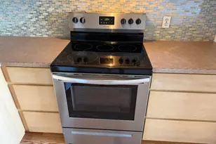 100 Village Green Circle, Lake Worth Beach, FL 33461 - Photo 3