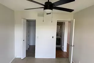 100 Village Green Circle, Lake Worth Beach, FL 33461 - Photo 13