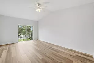 12740 Westhampton Cir, Wellington, FL 33414 - Photo 9