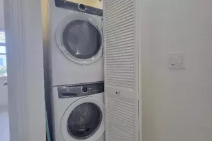 750 Millbrae Ct, West Palm Beach, FL 33401 - Photo 27