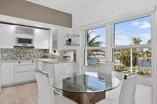 1043 Hillsboro Mile, Pompano Beach, FL 33062 - Photo 3