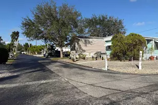 8964 Pine St, Boynton Beach, FL 33436 - Photo 23