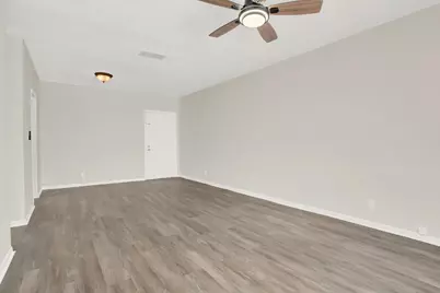 299 SW 7th Street #1040, Boca Raton, FL 33432 - Photo 17