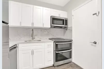 299 SW 7th Street #1040, Boca Raton, FL 33432 - Photo 11