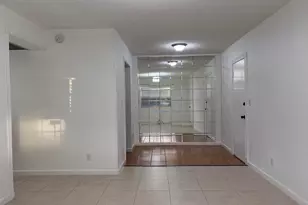 298 SW 6th St, Boca Raton, FL 33432 - Photo 7