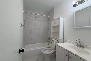 298 SW 6th St, Boca Raton, FL 33432 - Photo 13