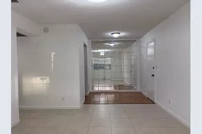 298 SW 6th Street #109, Boca Raton, FL 33432 - Photo 5