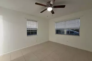 298 SW 6th St, Boca Raton, FL 33432 - Photo 23