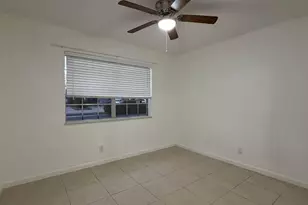 298 SW 6th St, Boca Raton, FL 33432 - Photo 15