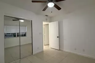 298 SW 6th St, Boca Raton, FL 33432 - Photo 19