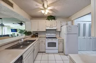 5611 Coral Lake Dr, Margate, FL 33063 - Photo 19