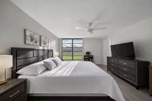 5611 Coral Lake Dr, Margate, FL 33063 - Photo 9