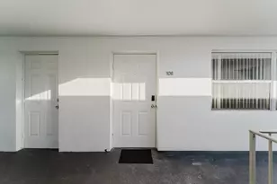 1800 NW 4th Ave, Boca Raton, FL 33432 - Photo 21