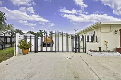 1610 Crest Drive, Lake Worth, FL 33461 - Photo 47