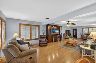 1610 Crest Dr, Lake Worth, FL 33461 - Photo 11