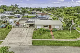 1610 Crest Dr, Lake Worth, FL 33461 - Photo 57