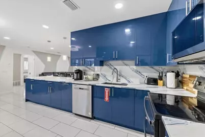 721 NW 36th Street, Oakland Park, FL 33309 - Photo 11