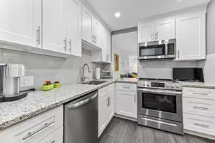 4411 Trevi Ct, Lake Worth, FL 33467 - Photo 9