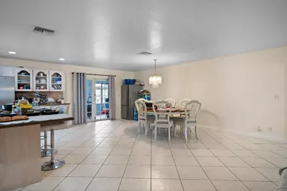 5772 N Haverhill Road N, West Palm Beach, FL 33407 - Photo 23