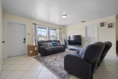 5772 N Haverhill Road N, West Palm Beach, FL 33407 - Photo 5