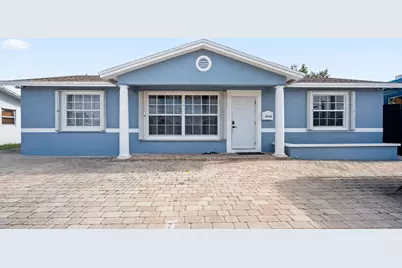 5772 N Haverhill Road N, West Palm Beach, FL 33407 - Photo 1