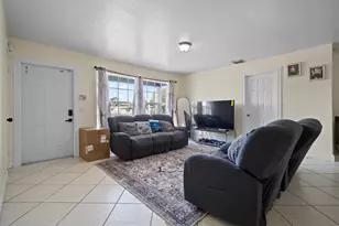 5772 N Haverhill Road N, West Palm Beach, FL 33407 - Photo 5