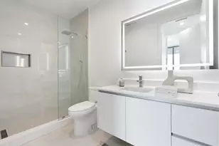 220 Lake Shore Dr, Lake Park, FL 33403 - Photo 13