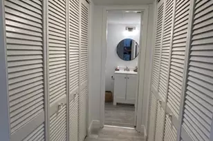 1020 Country Club Dr, Margate, FL 33063 - Photo 33