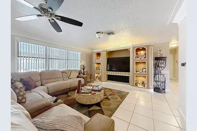 189 NE Caprona Avenue, Port Saint Lucie, FL 34983 - Photo 9