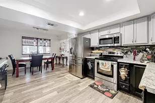 189 NE Caprona Ave, Port Saint Lucie, FL 34983 - Photo 1