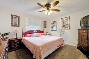 189 NE Caprona Ave, Port Saint Lucie, FL 34983 - Photo 25
