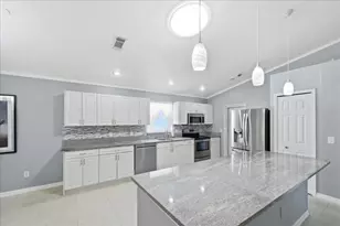 6043 Alexandria Cir, Fort Pierce, FL 34982 - Photo 9