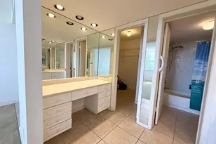 801 Lake Shore Dr, Lake Park, FL 33403 - Photo 9