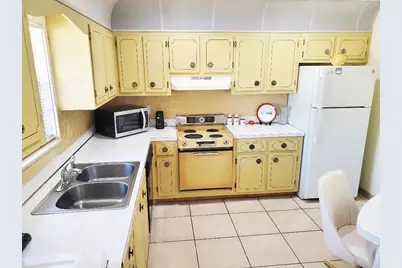 155 Amherst Lane, Lake Worth, FL 33467 - Photo 5