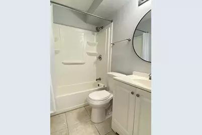 810 Lake Shore Drive #17, Lake Park, FL 33403 - Photo 9