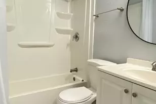 810 Lake Shore Dr, Lake Park, FL 33403 - Photo 9