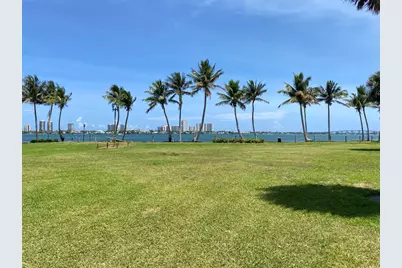 810 Lake Shore Drive #17, Lake Park, FL 33403 - Photo 13