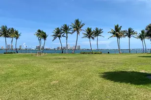 810 Lake Shore Dr, Lake Park, FL 33403 - Photo 13