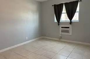 810 Lake Shore Dr, Lake Park, FL 33403 - Photo 5