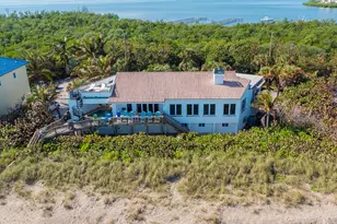 23 NE MacArthur Blvd, Stuart, FL 34996 - Photo 11