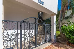 23 NE MacArthur Blvd, Stuart, FL 34996 - Photo 23