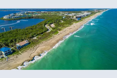 23 NE Macarthur Boulevard, Stuart, FL 34996 - Photo 13
