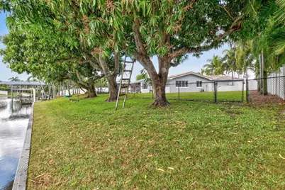 1404 Alpha Court S, Lake Clarke Shores, FL 33406 - Photo 39