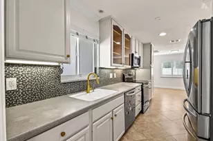 1404 Alpha Ct S, West Palm Beach, FL 33406 - Photo 19