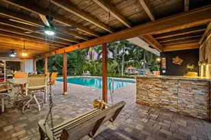 1404 Alpha Ct S, West Palm Beach, FL 33406 - Photo 11