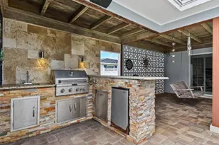 1404 Alpha Ct S, West Palm Beach, FL 33406 - Photo 33