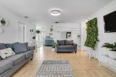 9277 Bloomfield Drive, Palm Beach Gardens, FL 33410 - Photo 5